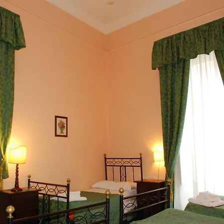 Hotel Del Centro 3*